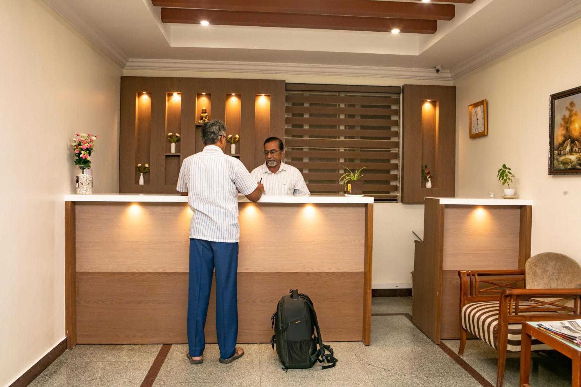 Hotel Stay Inn Bangalore Extérieur photo